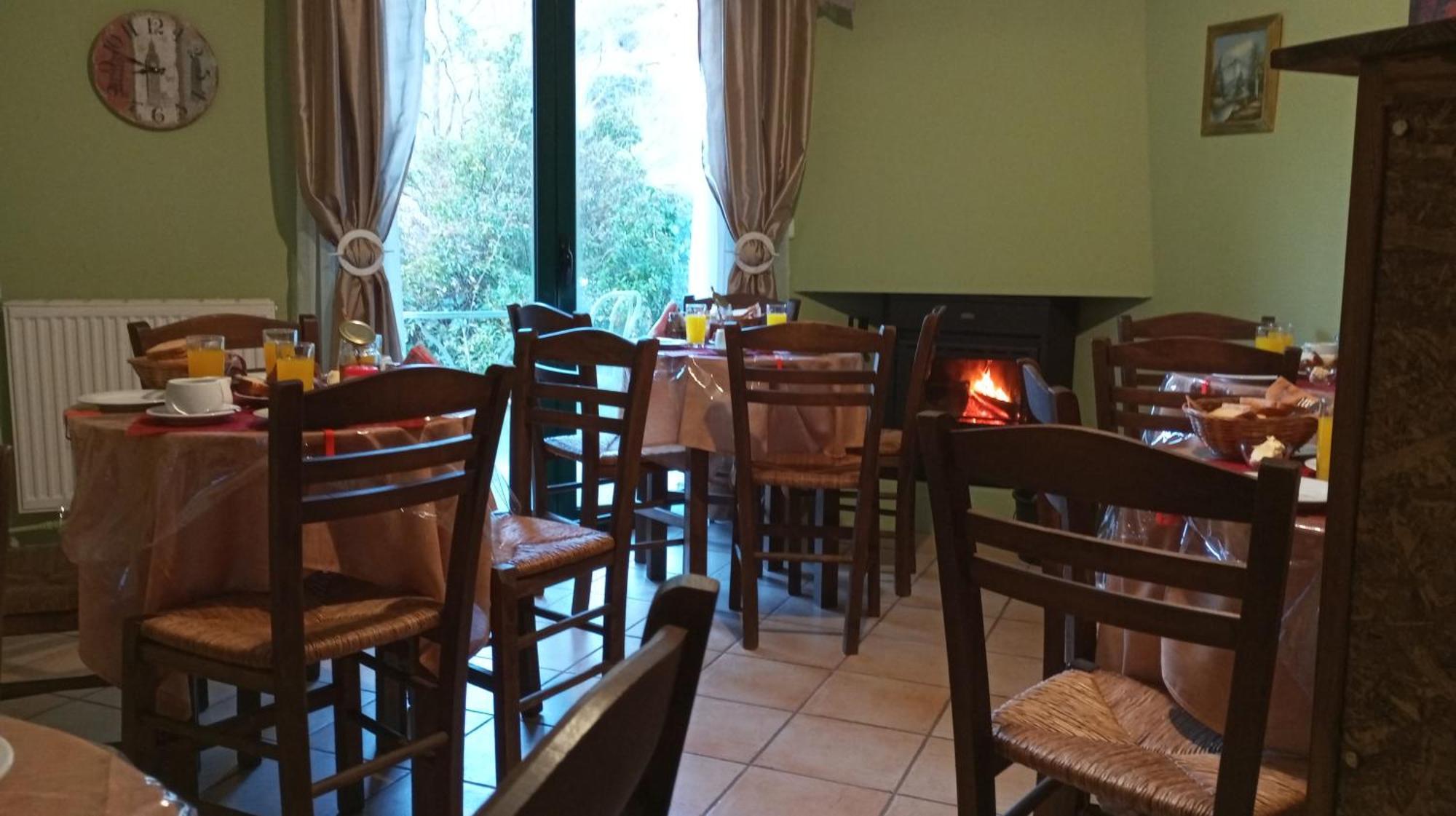 Guesthouse Eleftherios Kalavryta Luaran gambar