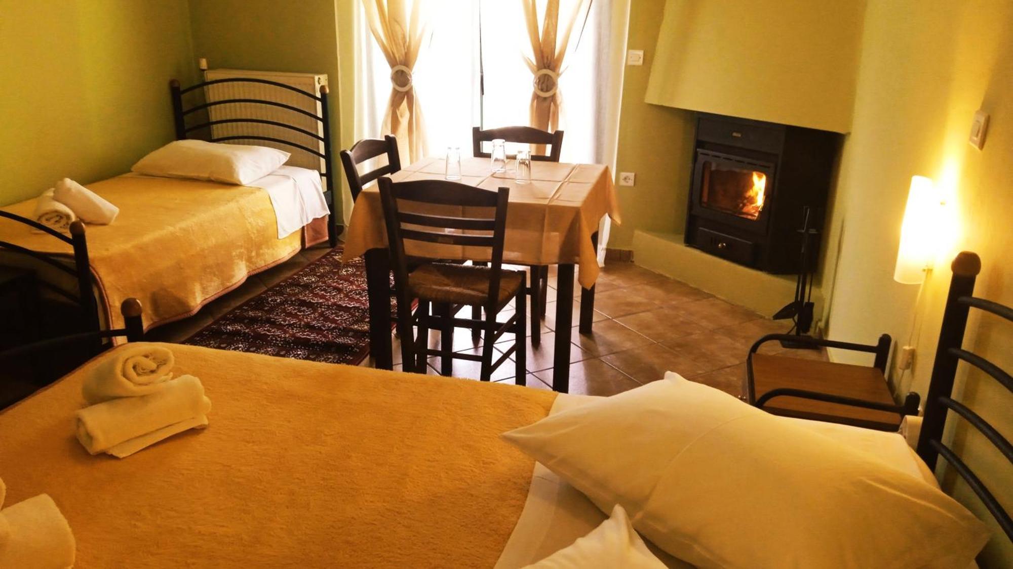Guesthouse Eleftherios Kalavryta Luaran gambar
