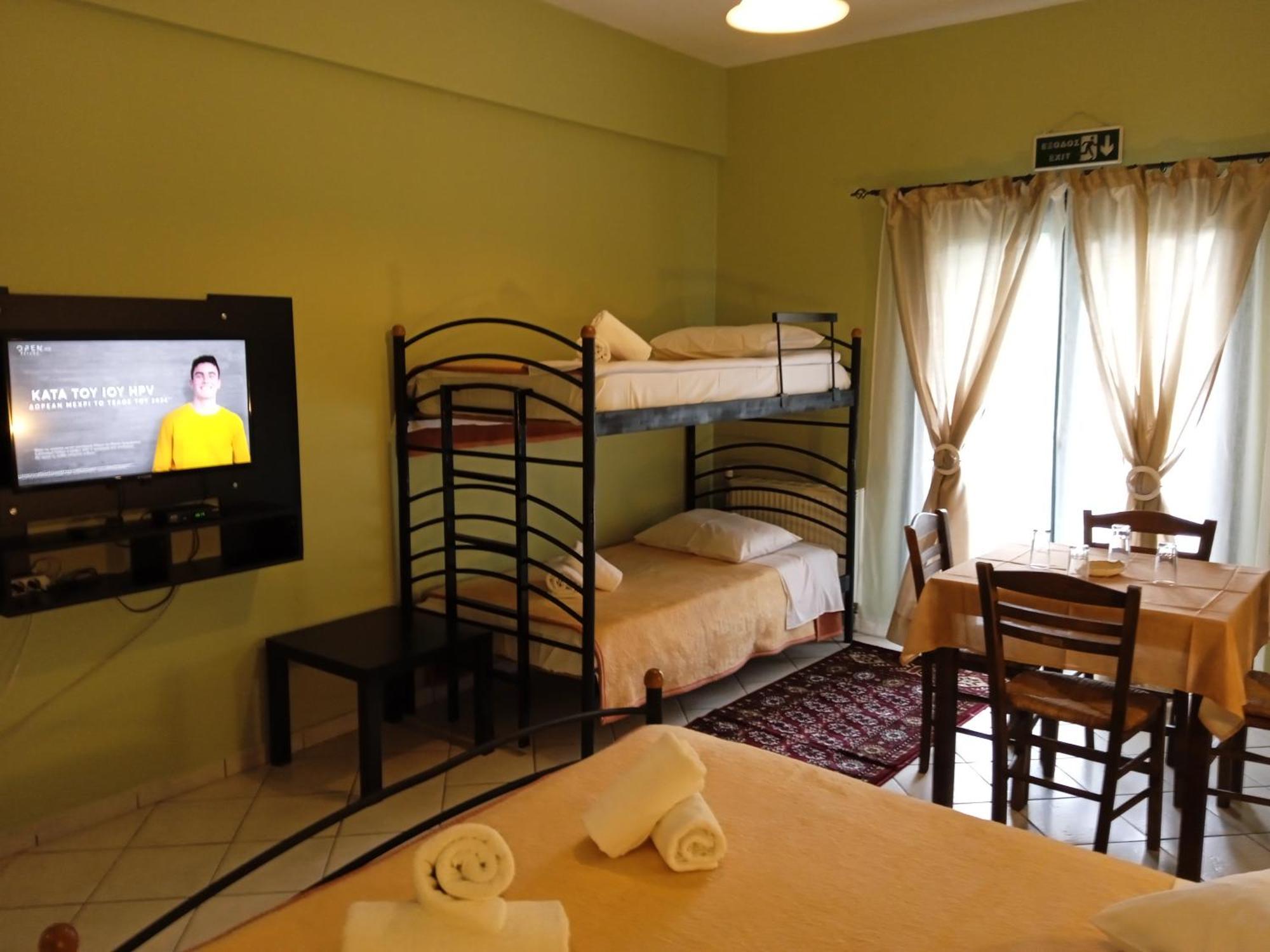 Guesthouse Eleftherios Kalavryta Luaran gambar