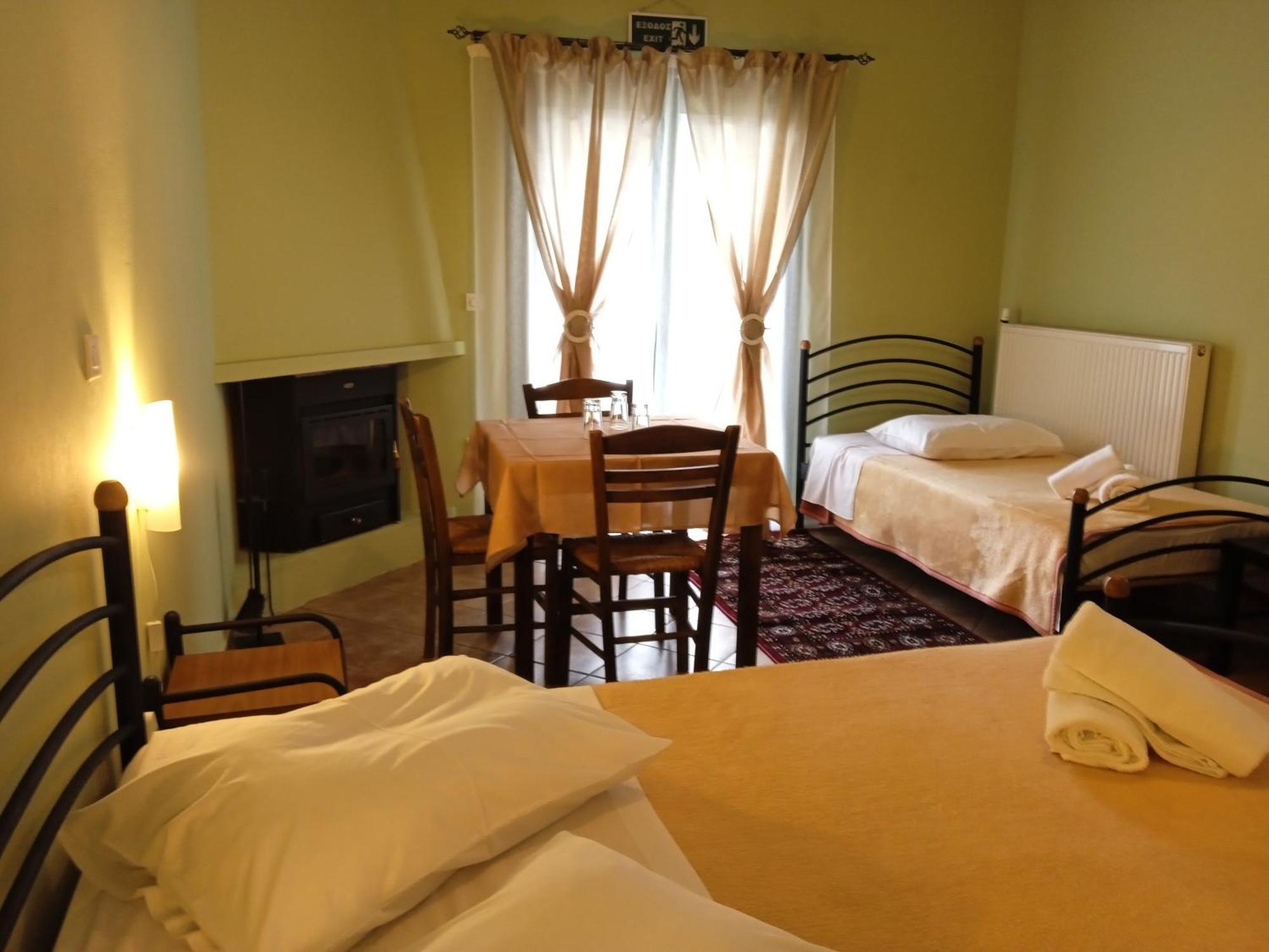 Guesthouse Eleftherios Kalavryta Luaran gambar