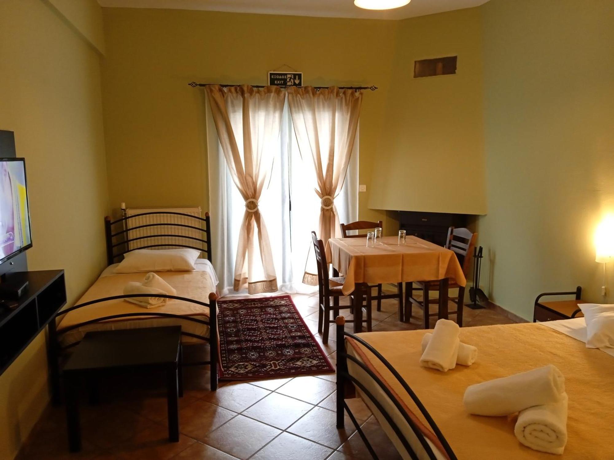 Guesthouse Eleftherios Kalavryta Luaran gambar